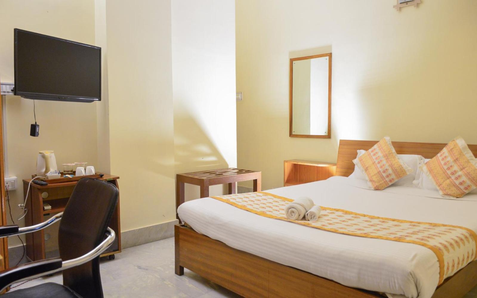River Breeze Home A Comfort Stay Guwahati Ngoại thất bức ảnh