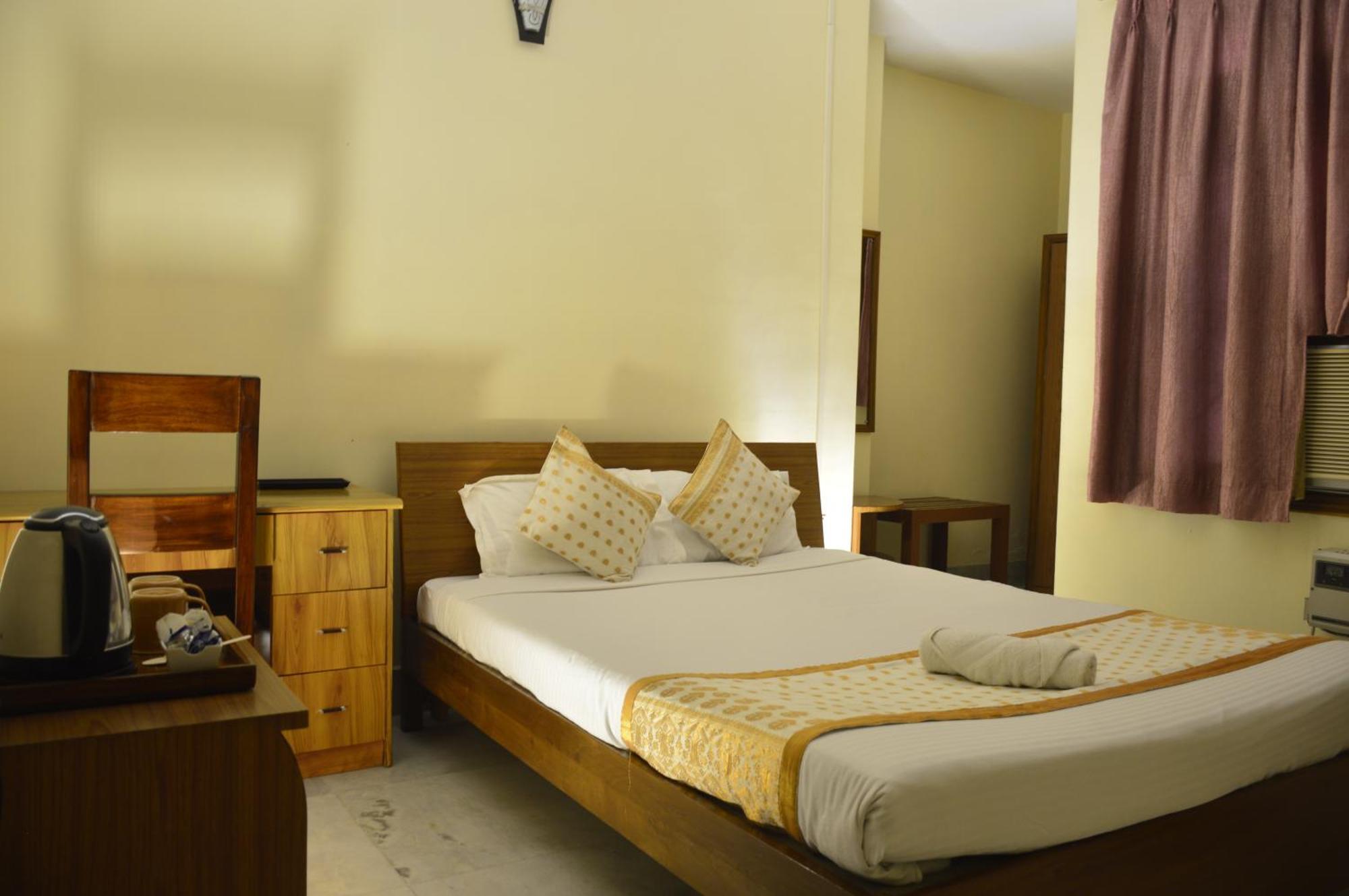 River Breeze Home A Comfort Stay Guwahati Ngoại thất bức ảnh