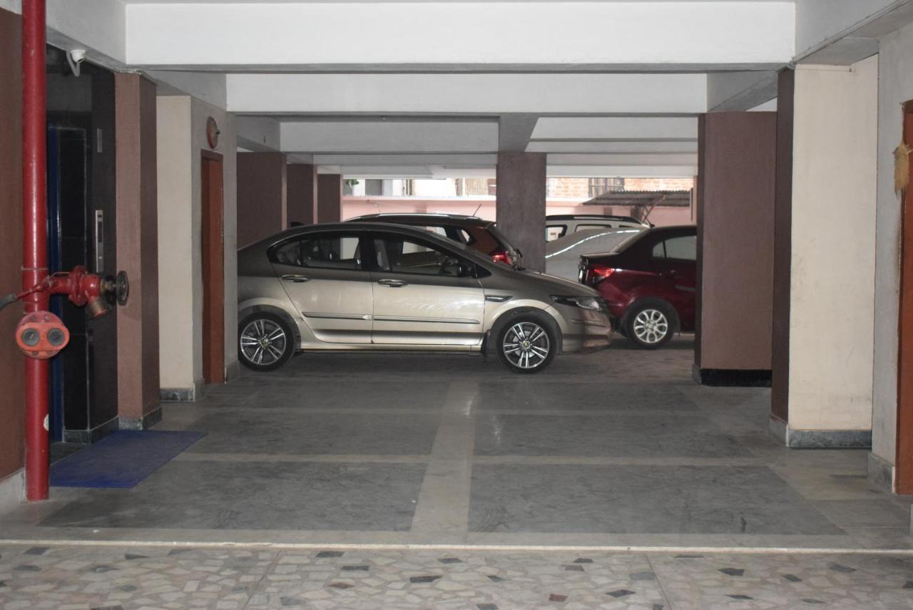 River Breeze Home A Comfort Stay Guwahati Ngoại thất bức ảnh